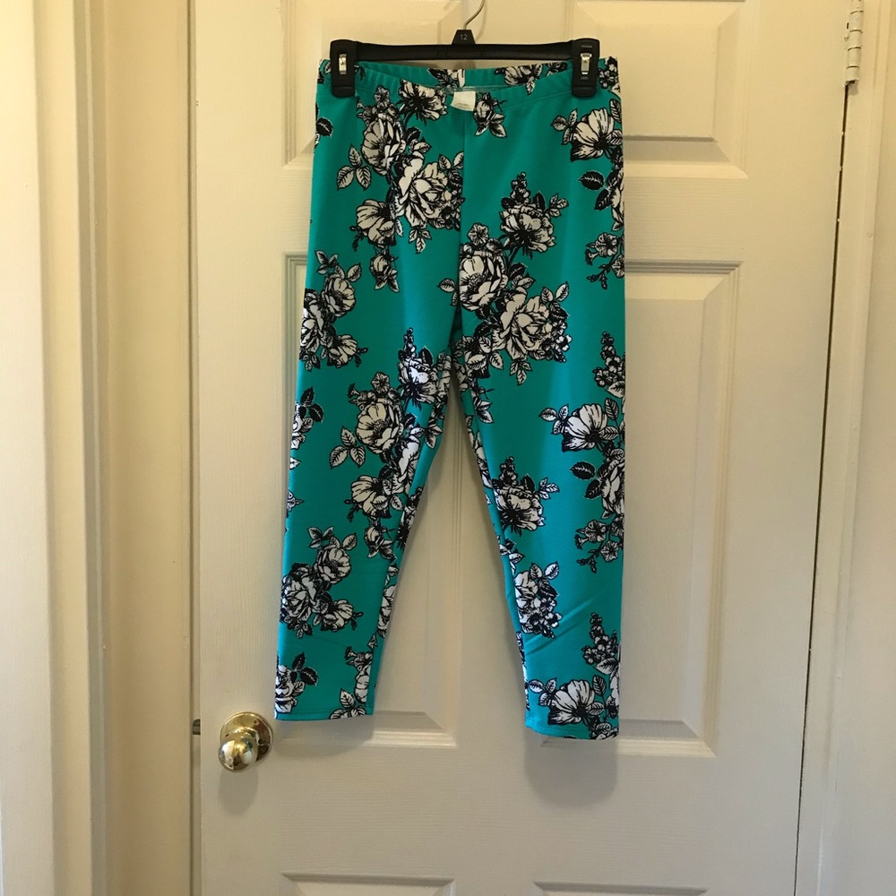 Women’s L Capri Leggings